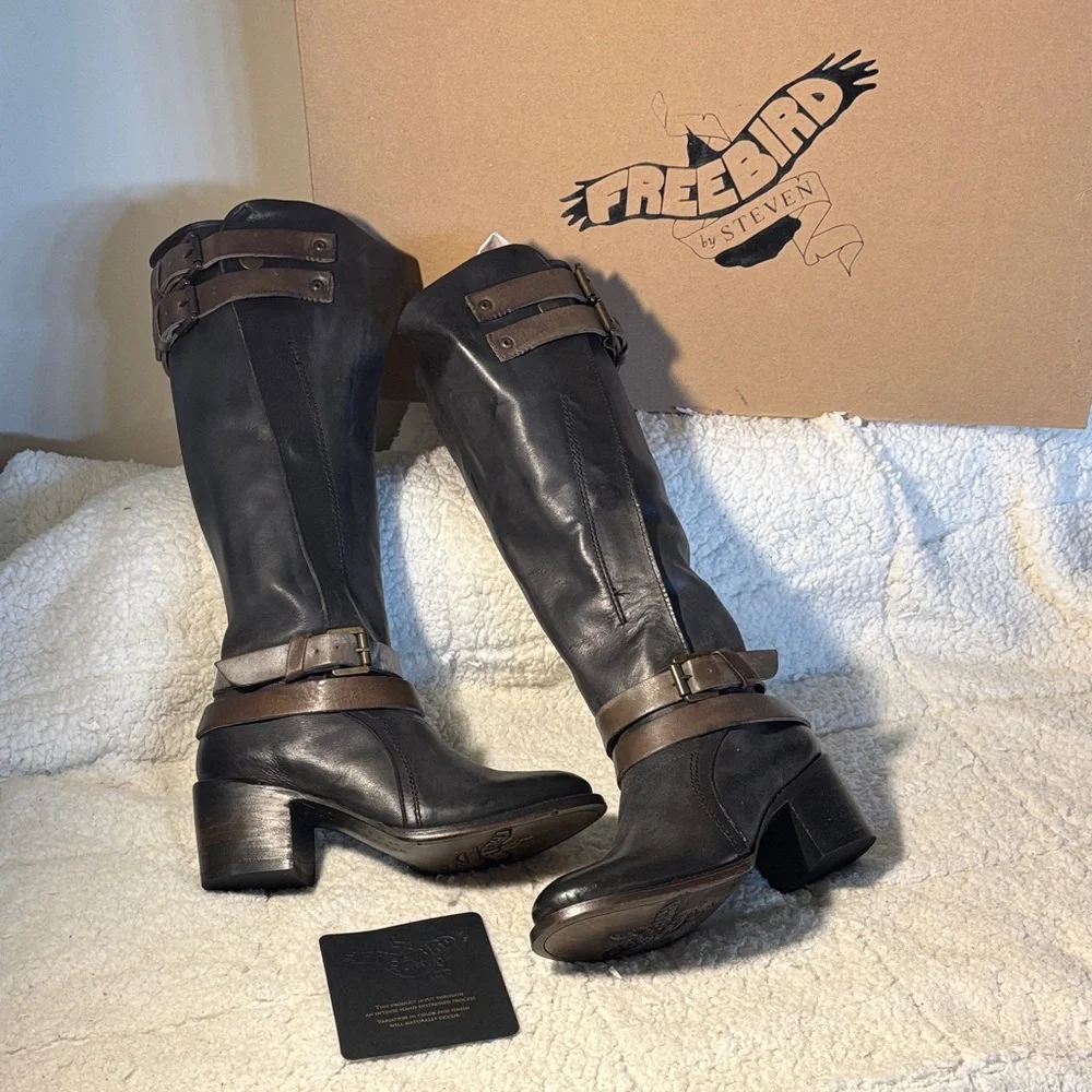 Freebird by Steven Women's Dark Brown and Black Heeled Boots - Picture 1 of 1